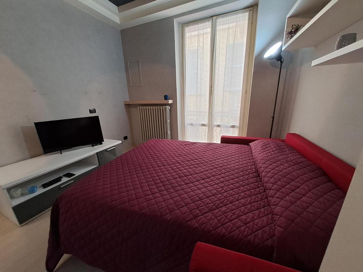 Appartamento Nel Cuore Di Parma - Laterale Via Farini Экстерьер фото